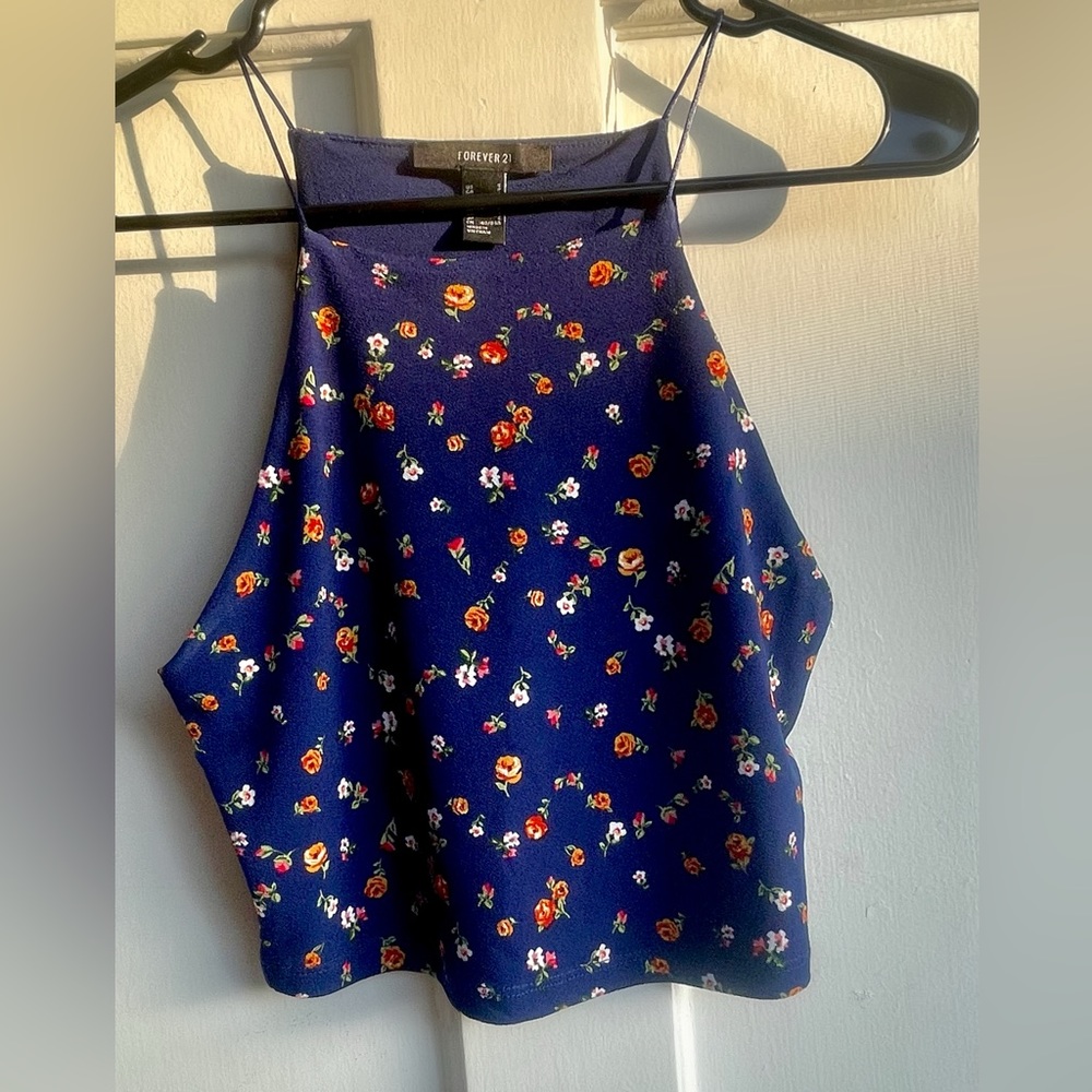 Women’s Blue Floral Crop Top